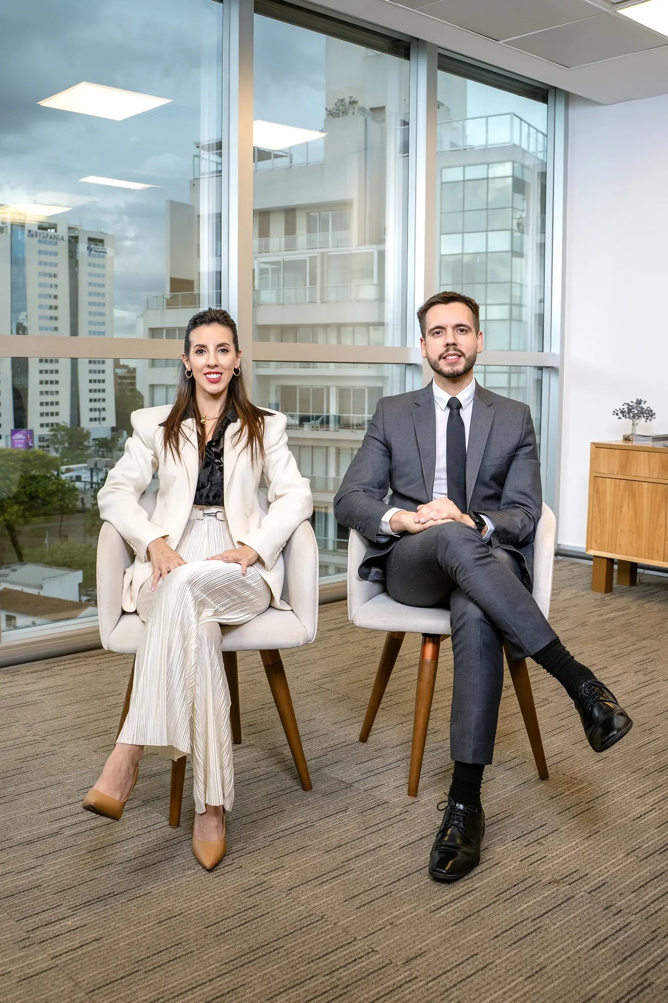 Mayn Legal + Corporativo